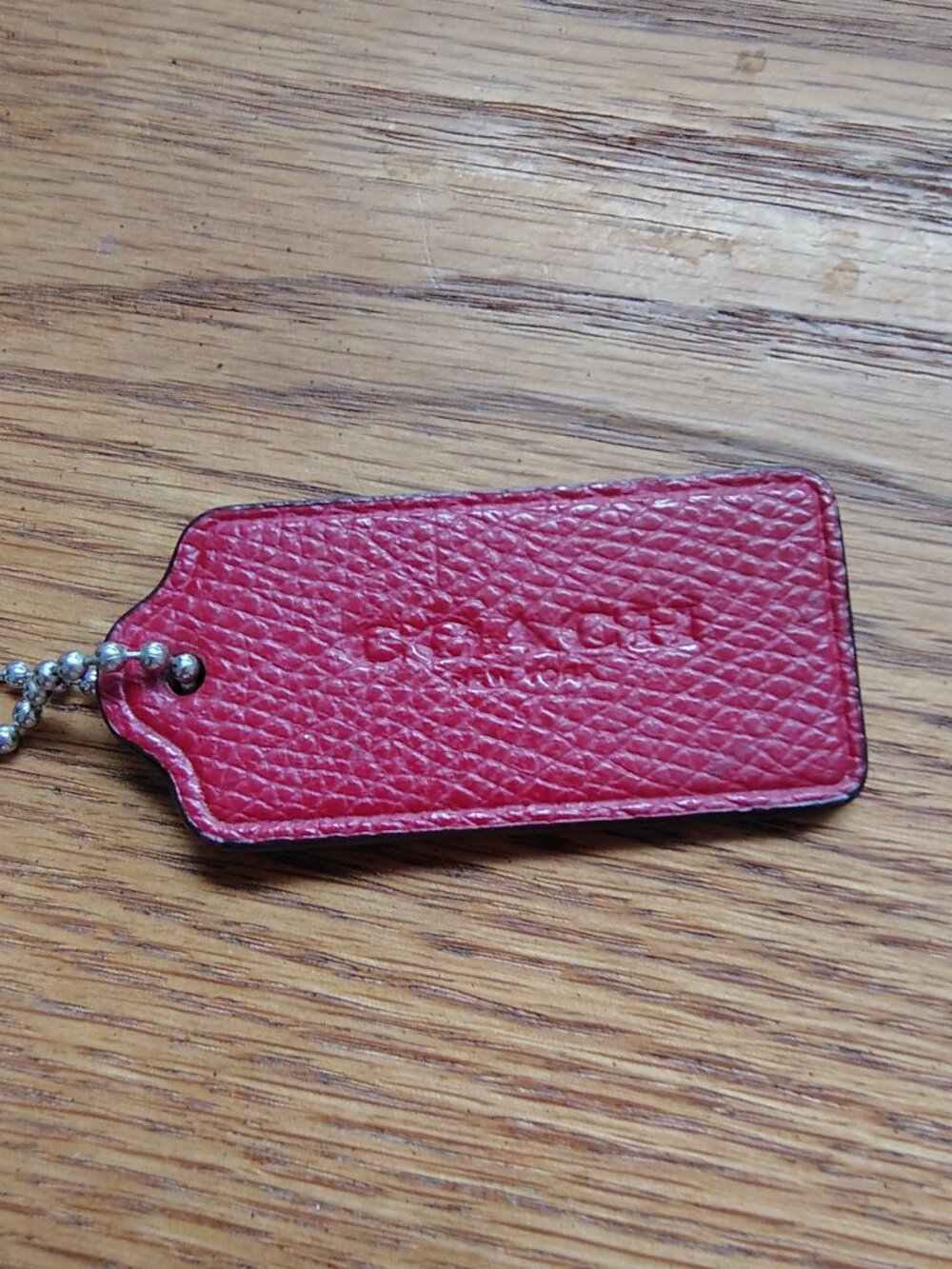 COACH TAG IN RED - Picture 2 of 2